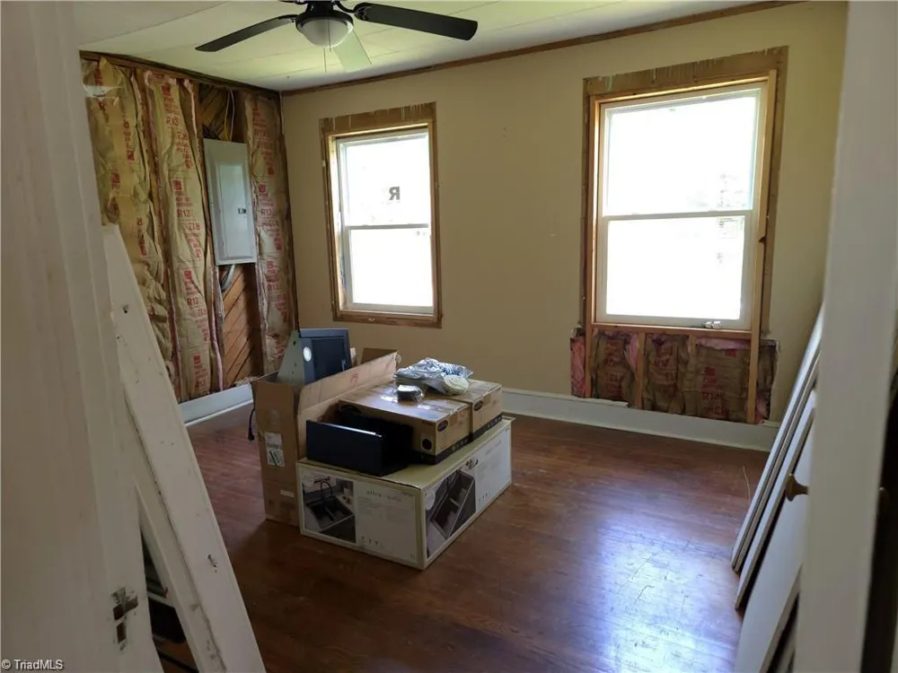 410 Worth Street Mount Airy, NC 27030