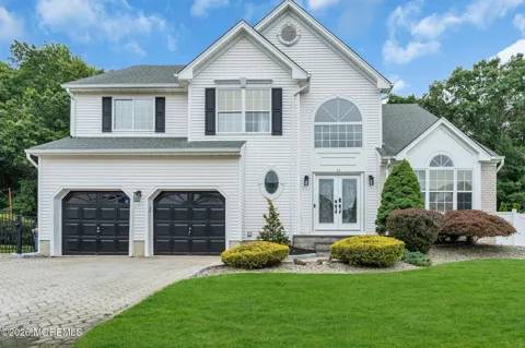 54 Winding Brook Drive