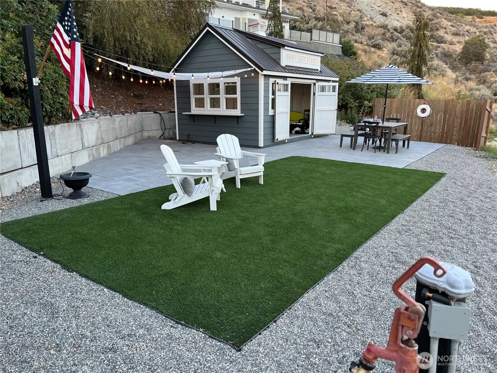416 State Route 150 Manson, WA 98831