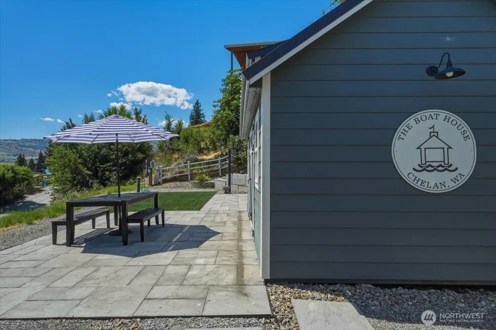 416 State Route 150 Manson, WA 98831