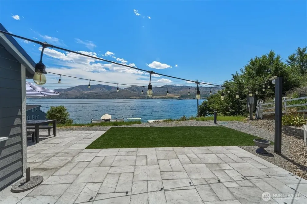 416 State Route 150 Manson, WA 98831