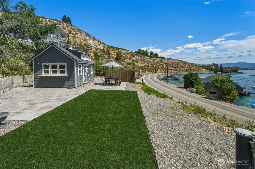 416 State Route 150 Manson, WA 98831