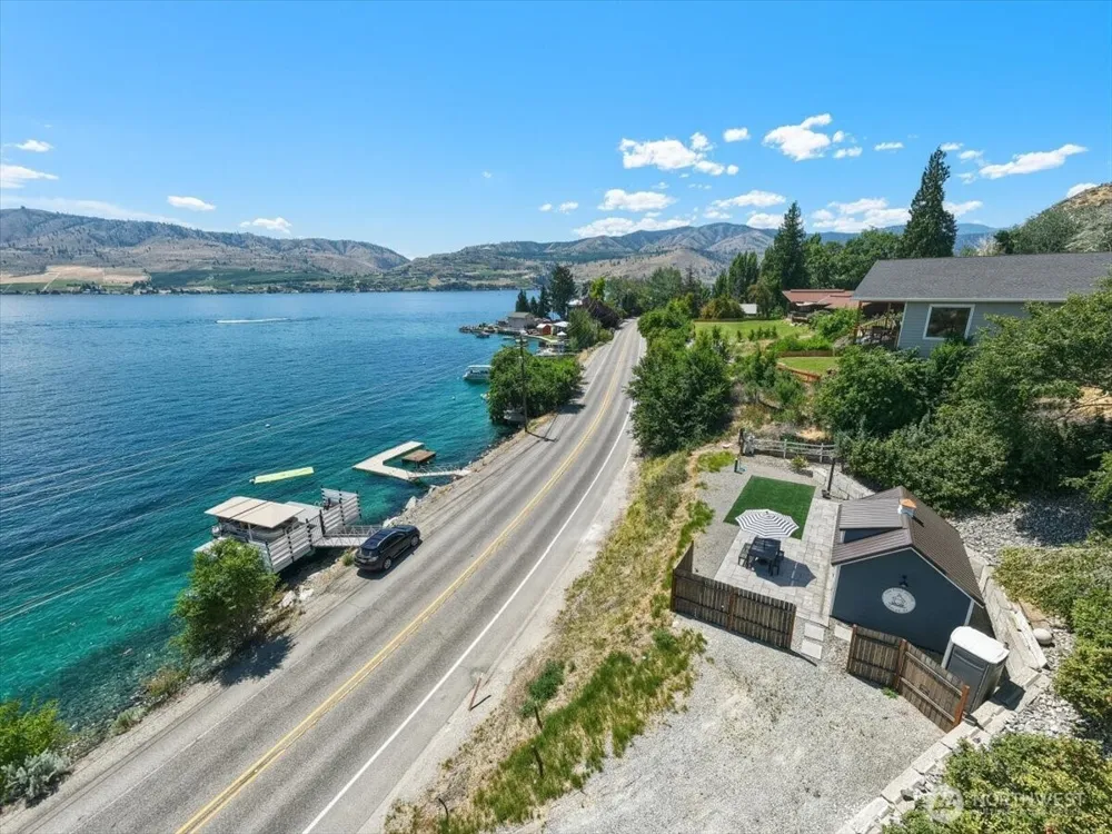 416 State Route 150 Manson, WA 98831