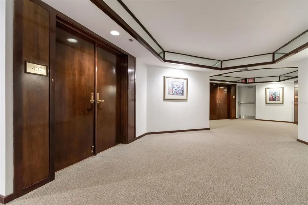 1660 GULF BOULEVARD #407 Clearwater Beach, FL 33767