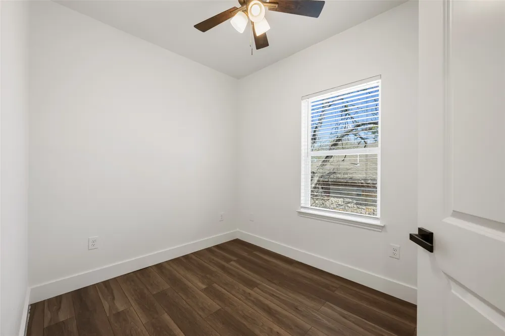 15407 Armstrong Avenue Austin, TX 78724