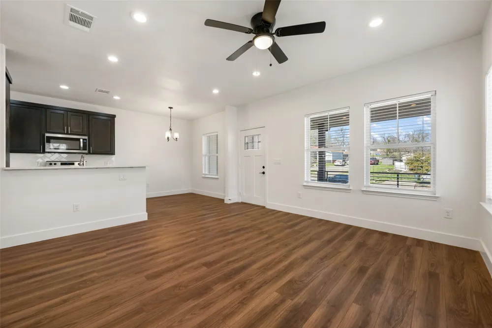 15407 Armstrong Avenue Austin, TX 78724