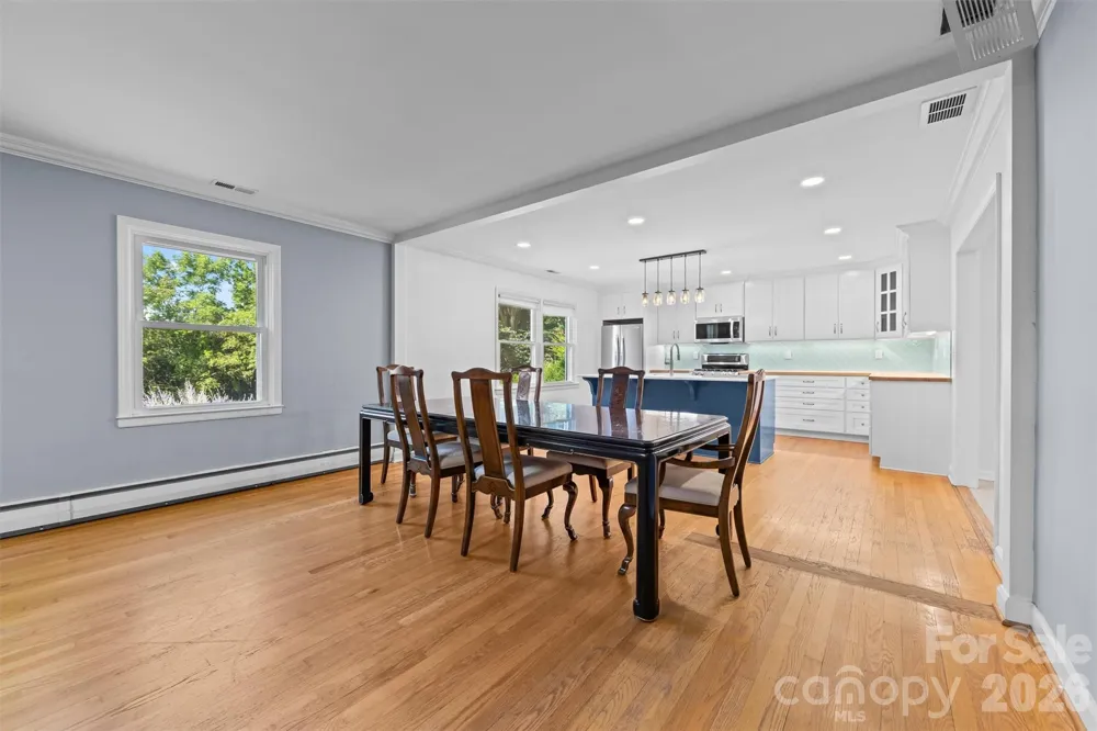 21 Hamburg Drive Weaverville, NC 28787