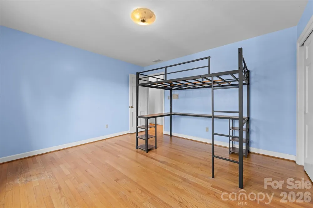21 Hamburg Drive Weaverville, NC 28787