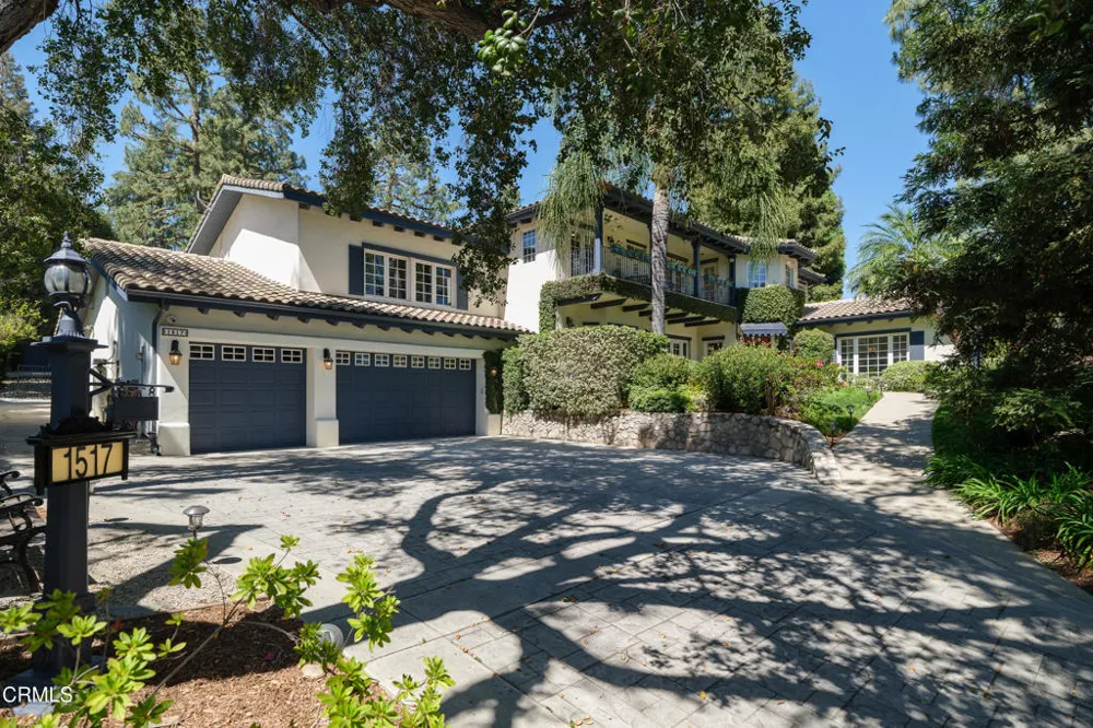 1517 Olive Lane La Canada Flintridge, CA 91011