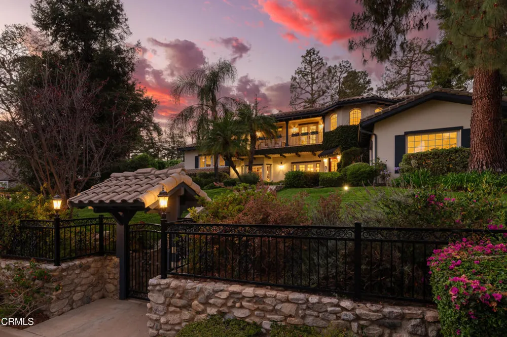 1517 Olive Lane La Canada Flintridge, CA 91011