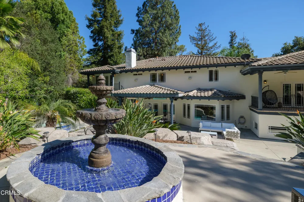 1517 Olive Lane La Canada Flintridge, CA 91011