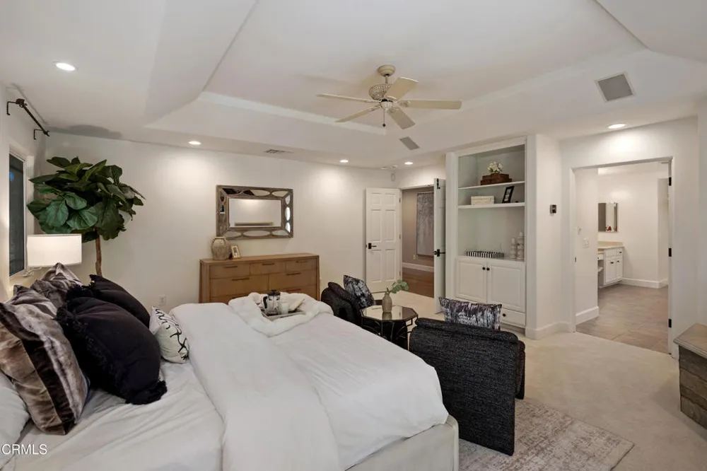1517 Olive Lane La Canada Flintridge, CA 91011