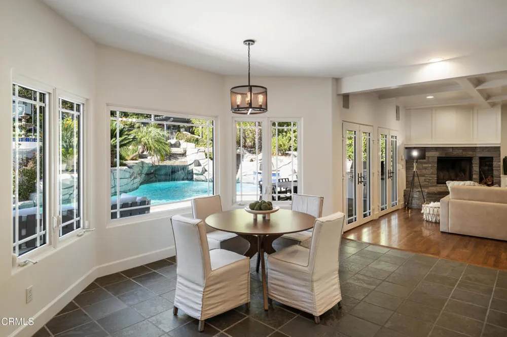 1517 Olive Lane La Canada Flintridge, CA 91011
