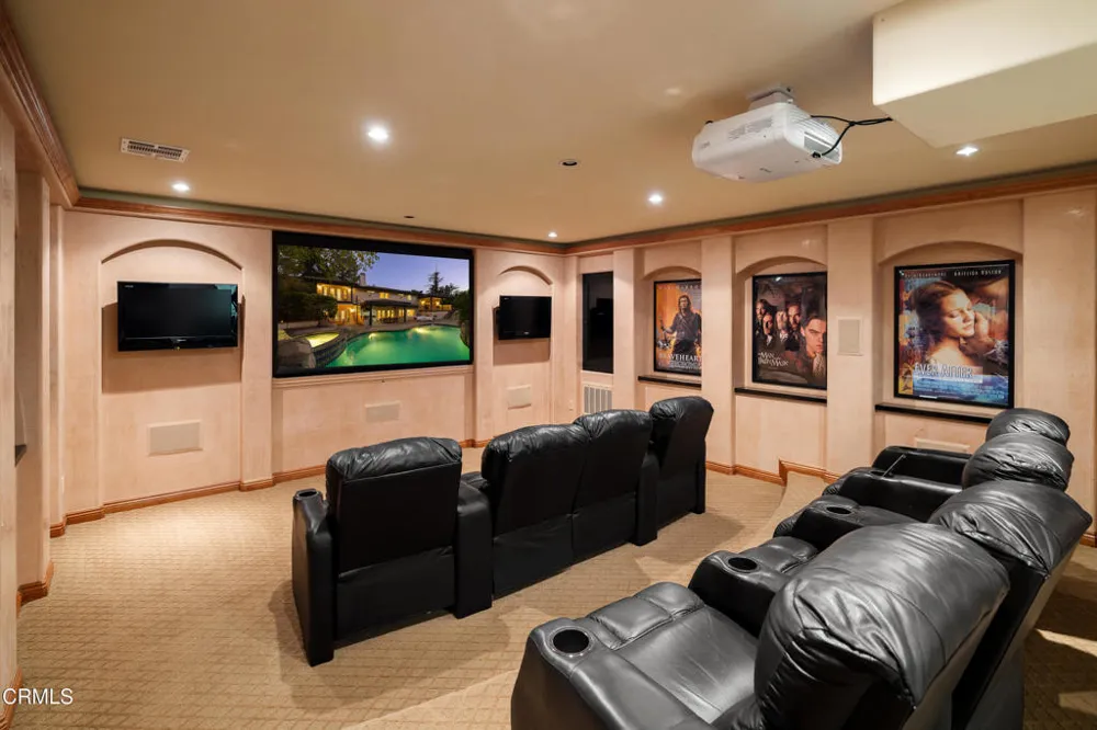 1517 Olive Lane La Canada Flintridge, CA 91011