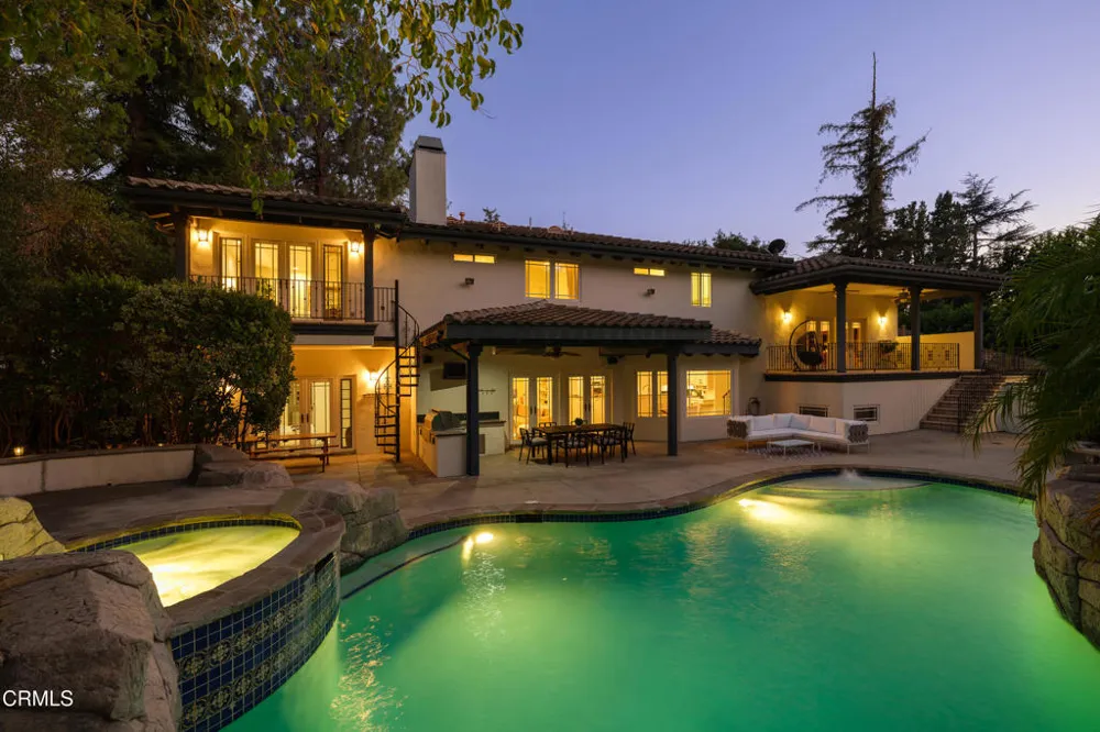 1517 Olive Lane La Canada Flintridge, CA 91011