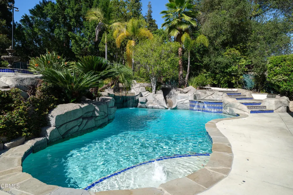 1517 Olive Lane La Canada Flintridge, CA 91011