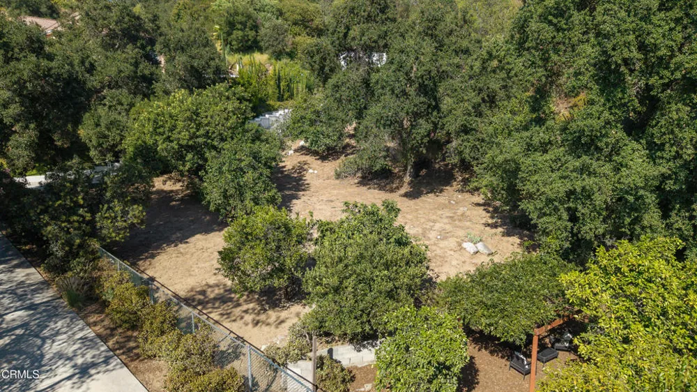 3273 New York Drive Pasadena, CA 