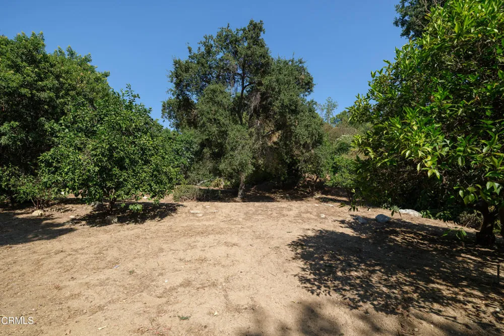 3273 New York Drive Pasadena, CA 