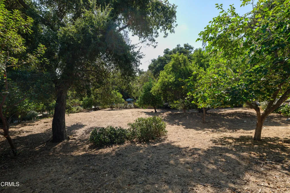 3273 New York Drive Pasadena, CA 