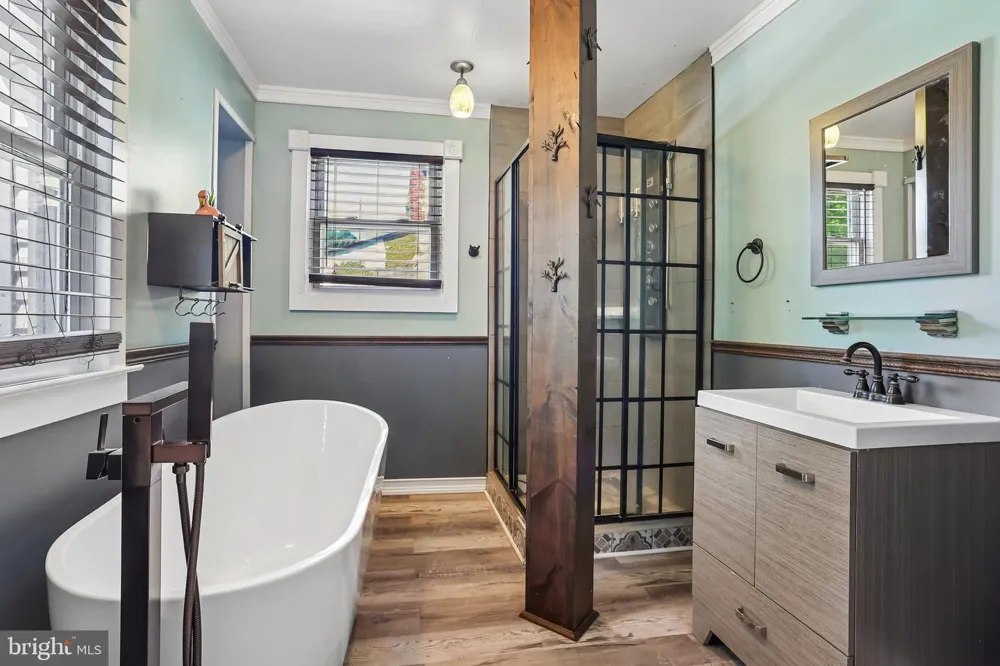 134 KINGS HIGHWAY Mount Royal, NJ 08061