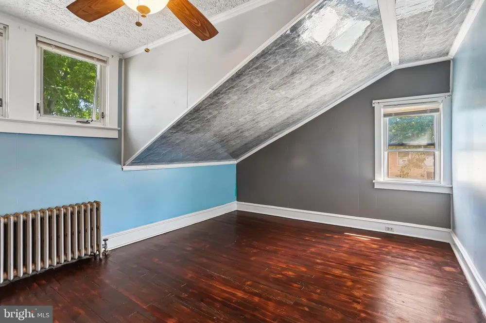 134 KINGS HIGHWAY Mount Royal, NJ 08061