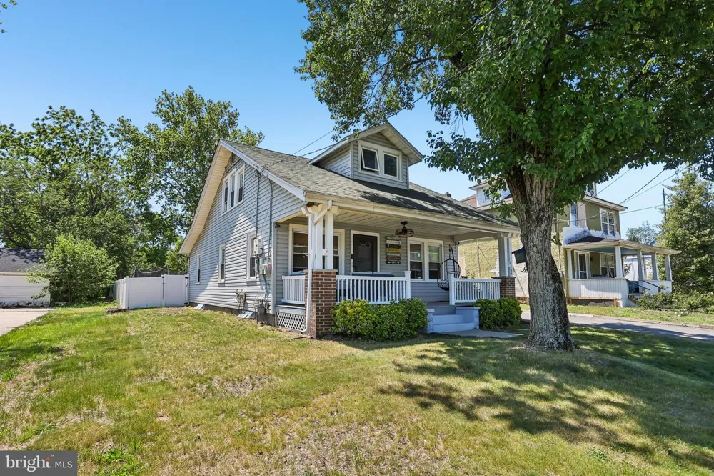 134 KINGS HIGHWAY Mount Royal, NJ 08061