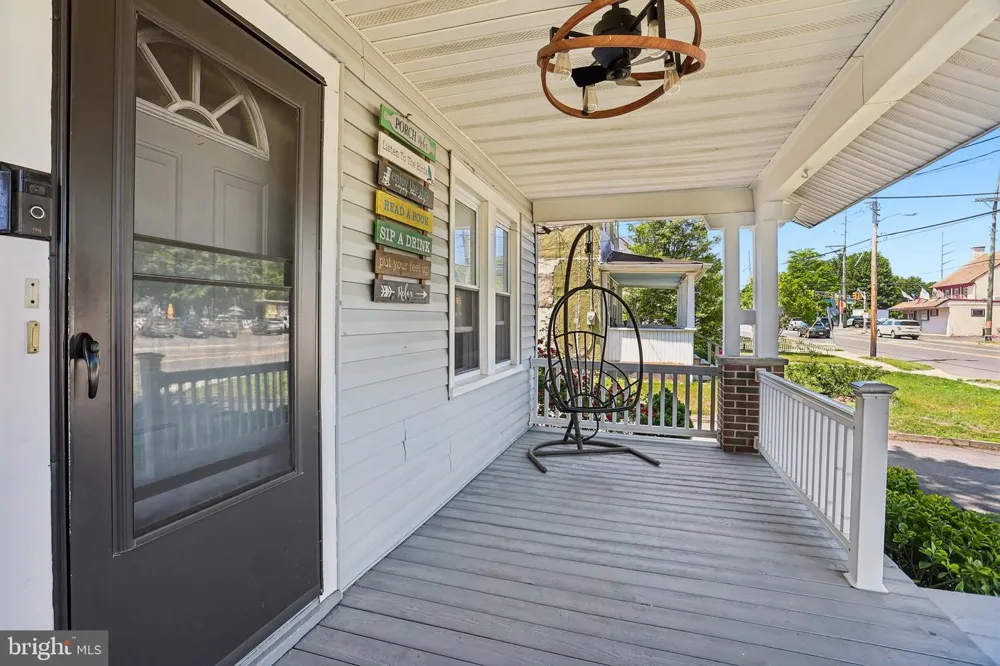 134 KINGS HIGHWAY Mount Royal, NJ 08061