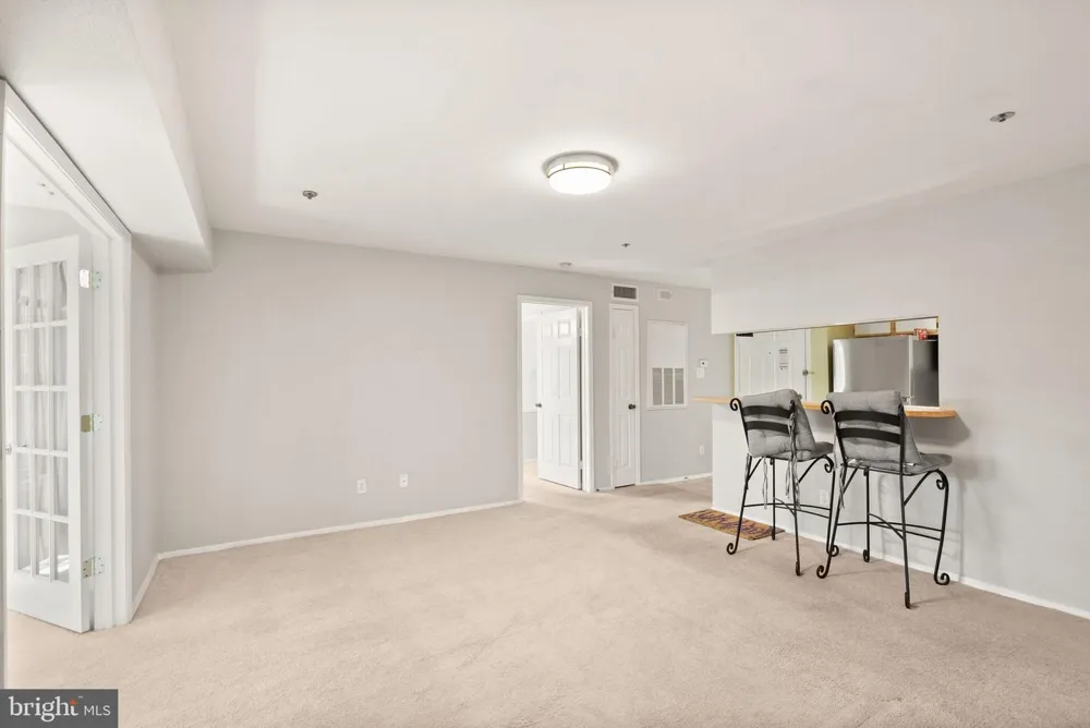3313 WYNDHAM CIRCLE #3209 Alexandria, VA 22302