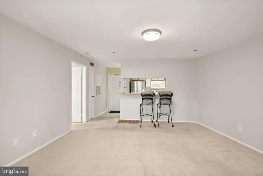 3313 WYNDHAM CIRCLE #3209 Alexandria, VA 22302