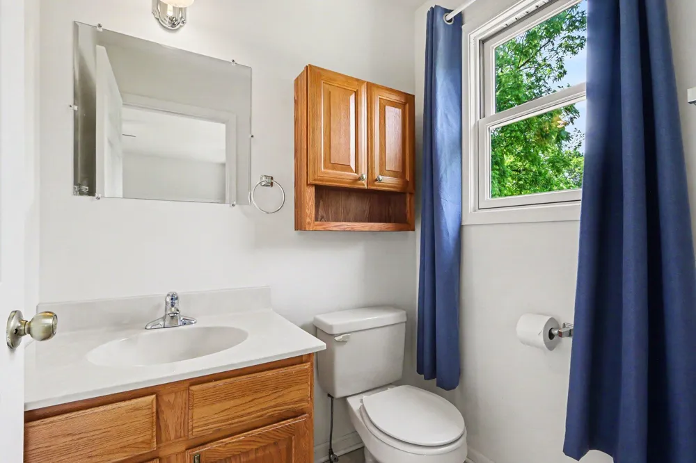 40305 14th Avenue Bloomingdale, MI 49026