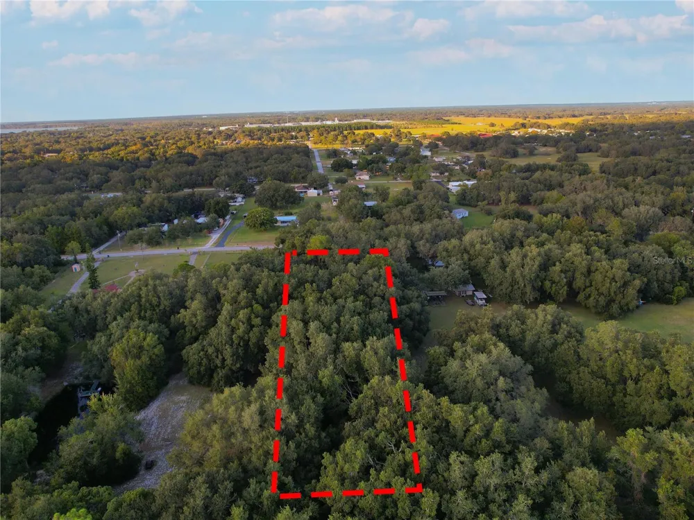 TENNESSEE AVENUE Astatula, FL 34705