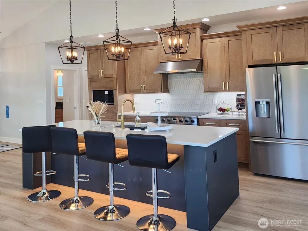 552 Sand Dune Avenue SW Ocean Shores, WA 98569