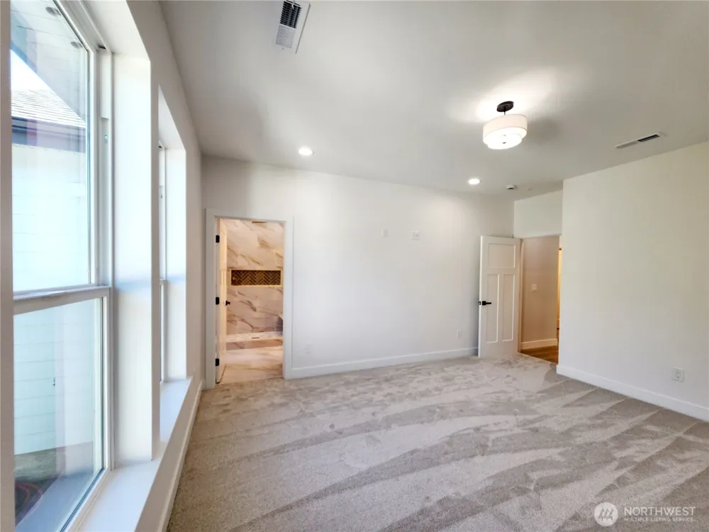 552 Sand Dune Avenue SW Ocean Shores, WA 98569