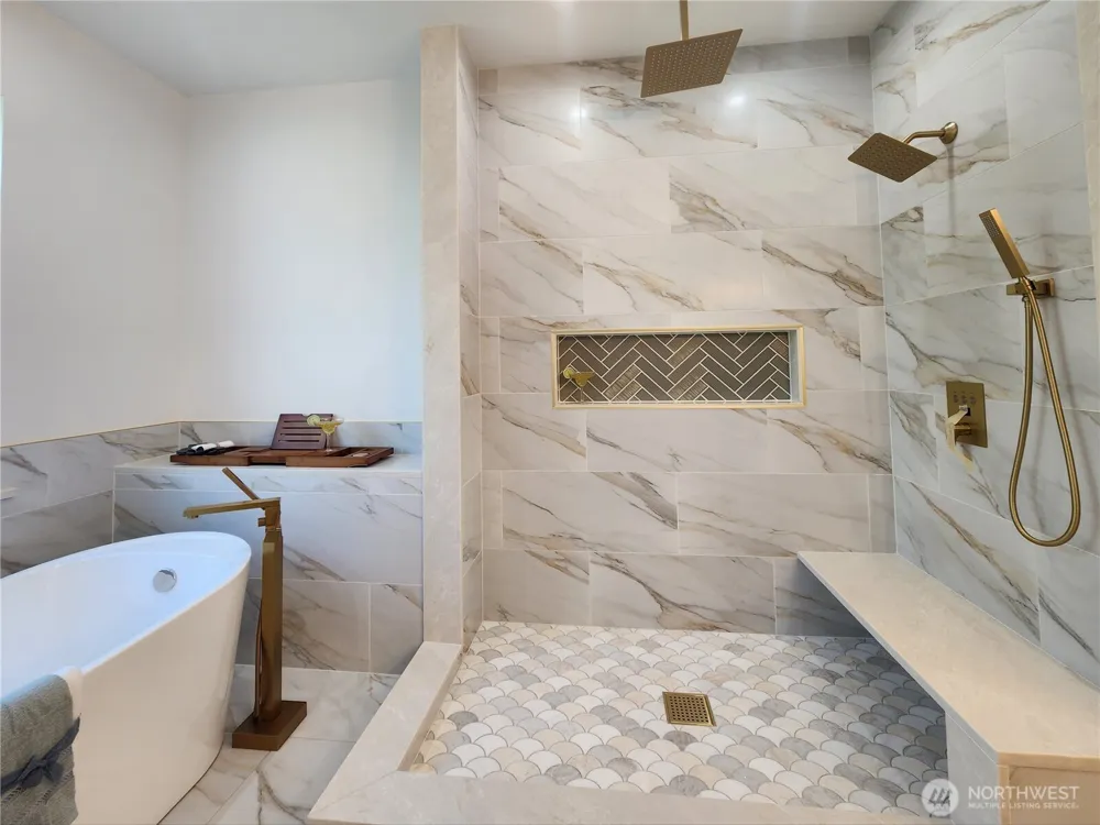552 Sand Dune Avenue SW Ocean Shores, WA 98569