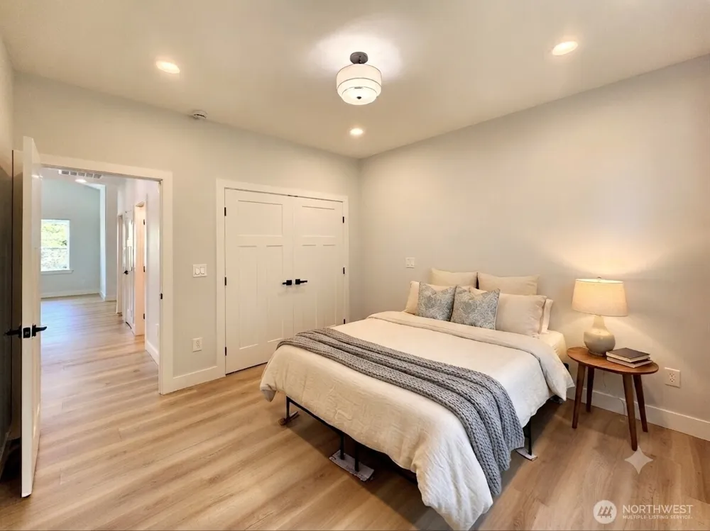 552 Sand Dune Avenue SW Ocean Shores, WA 98569
