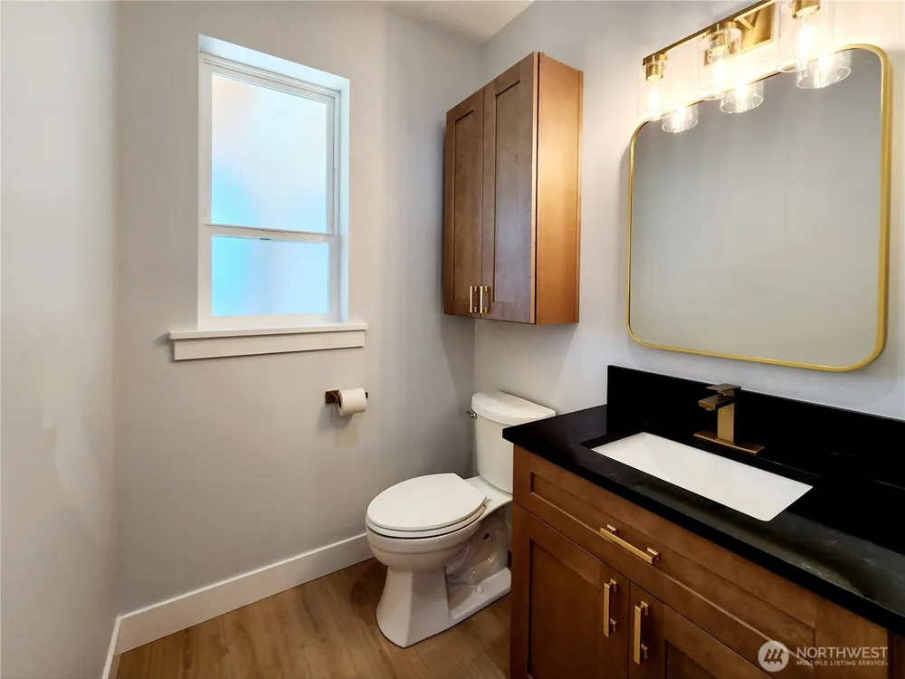 552 Sand Dune Avenue SW Ocean Shores, WA 98569