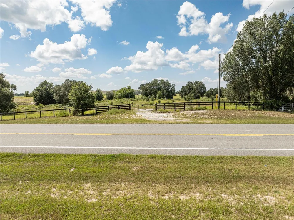 2034 S US 301 HIGHWAY Sumterville, FL 33585