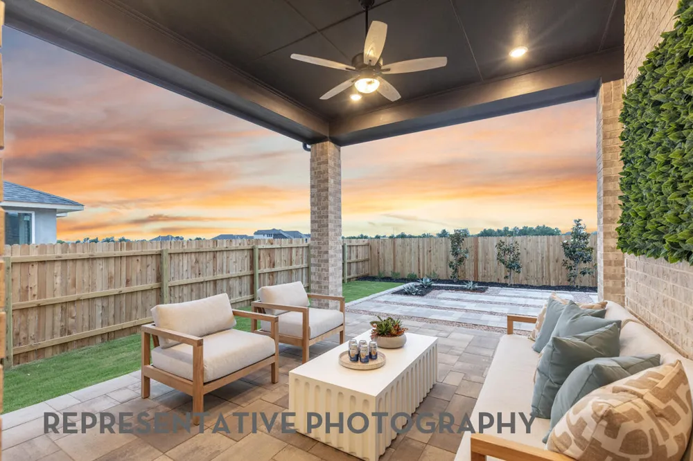 207 Jackson River Loop Kyle, TX 78640