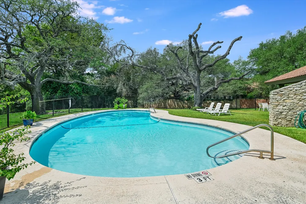 11125 Pinehurst Drive #C Austin, TX 78747