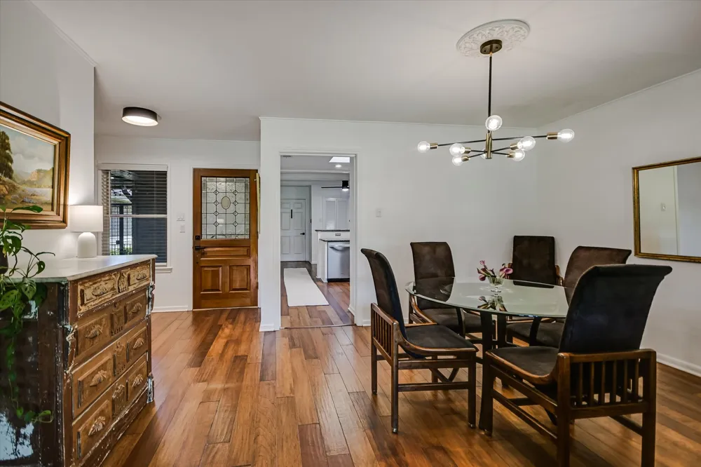 11125 Pinehurst Drive #C Austin, TX 78747