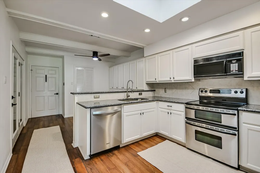 11125 Pinehurst Drive #C Austin, TX 78747