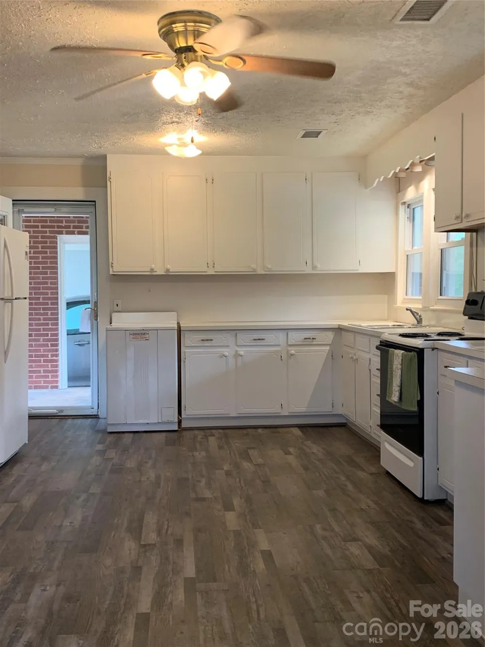 6231 Nc 16 Highway Taylorsville, NC 28681