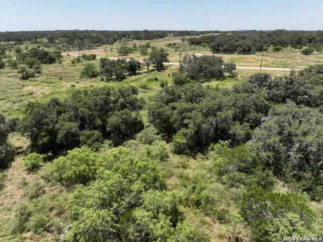 182 Grand Oaks Hondo, TX 78861