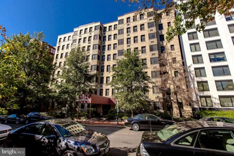 1010 25TH STREET NW #801