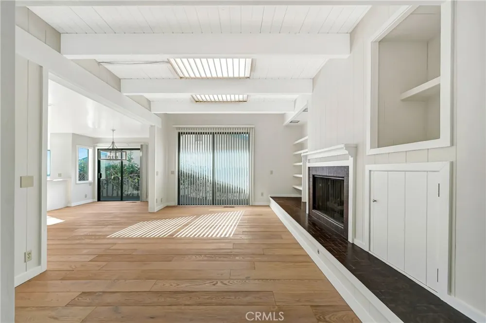 470 Wellington Cambria, CA 93428