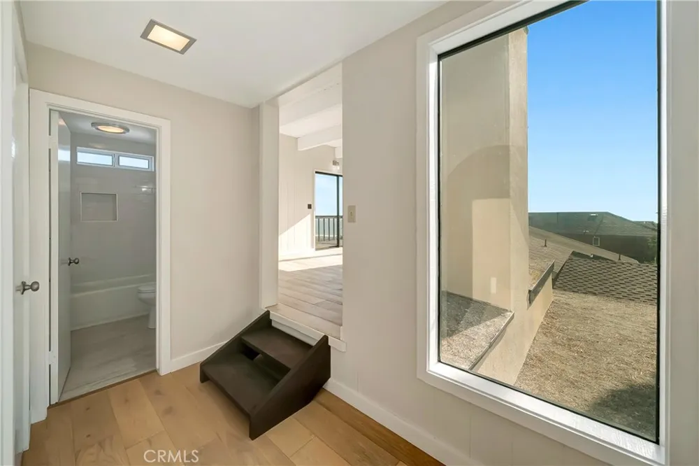 470 Wellington Cambria, CA 93428