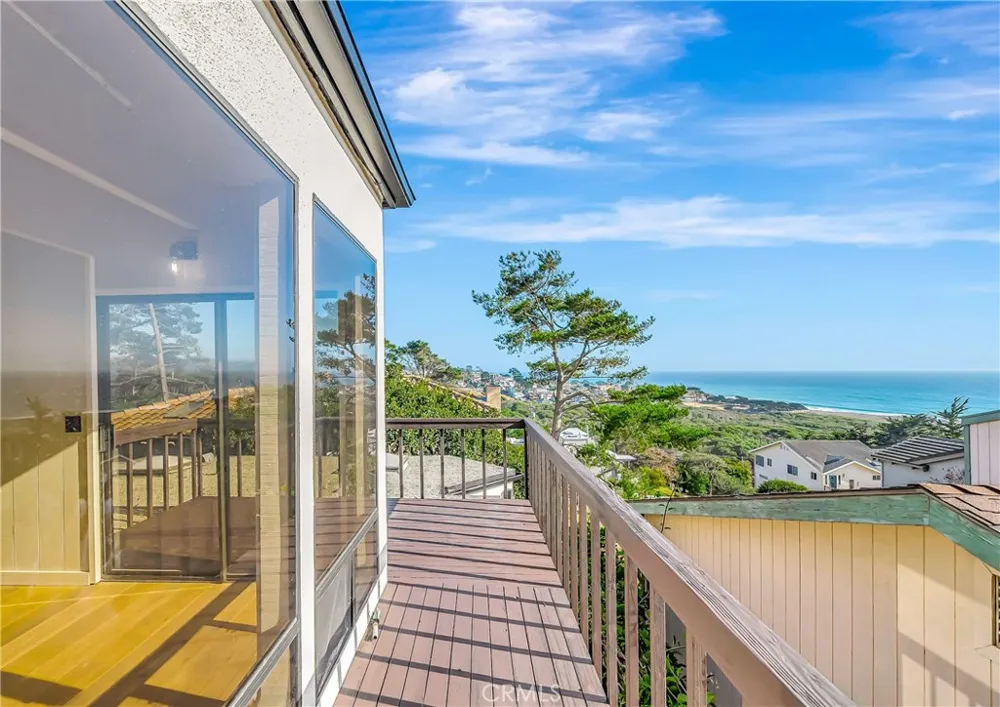 470 Wellington Cambria, CA 93428