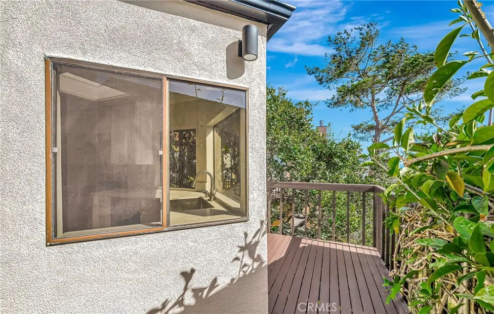 470 Wellington Cambria, CA 93428