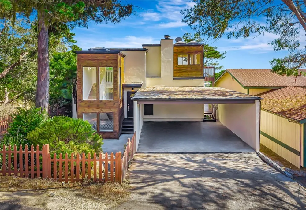 470 Wellington Cambria, CA 93428