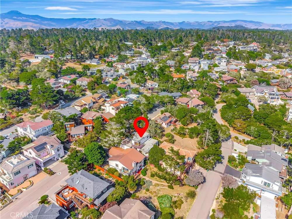 470 Wellington Cambria, CA 93428
